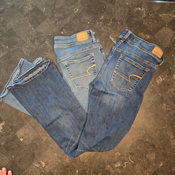BUNDLE - 2 FOR 1 WOMENS AMERICN EAGLE SUPER STRETCH KICK BOOT DENIM JEANS - WOW! - Picture 8 of 12